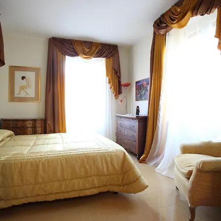 Roma Hotel