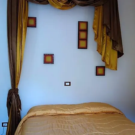 Roma Hotel 3*