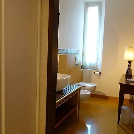 Roma Hotel 3*