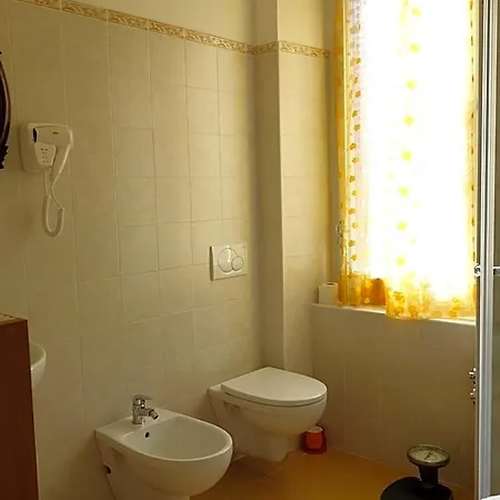 Hotel Roma 3*