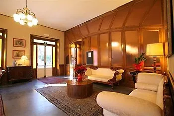 Roma Hotel 3*