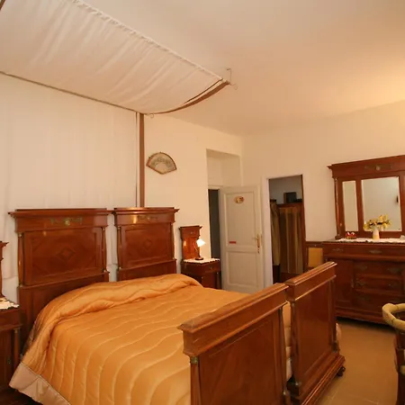 Roma 3*