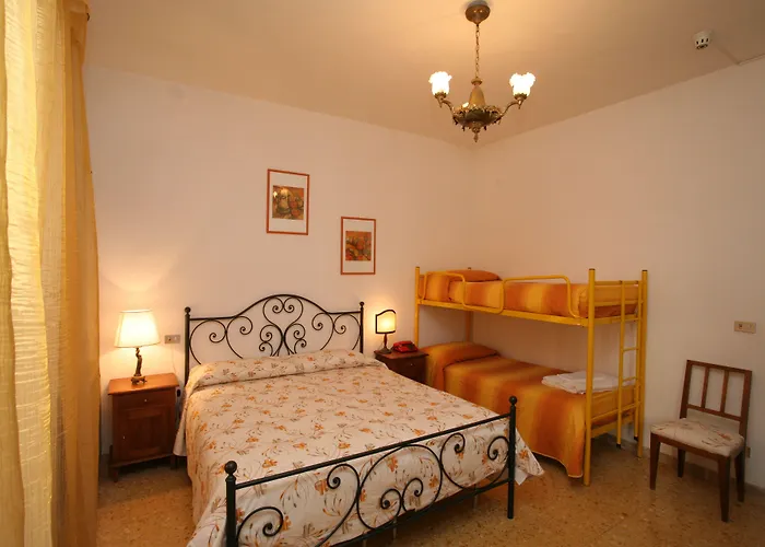 Roma Hotel 3*